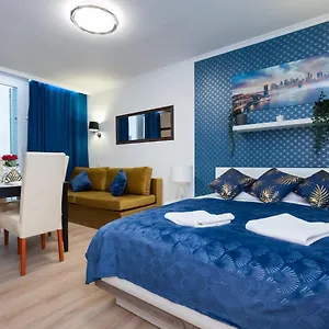 Unitapartaments Short Rent In By Metro Station Rondo Onz With 3bedrooms 23 Warszawa